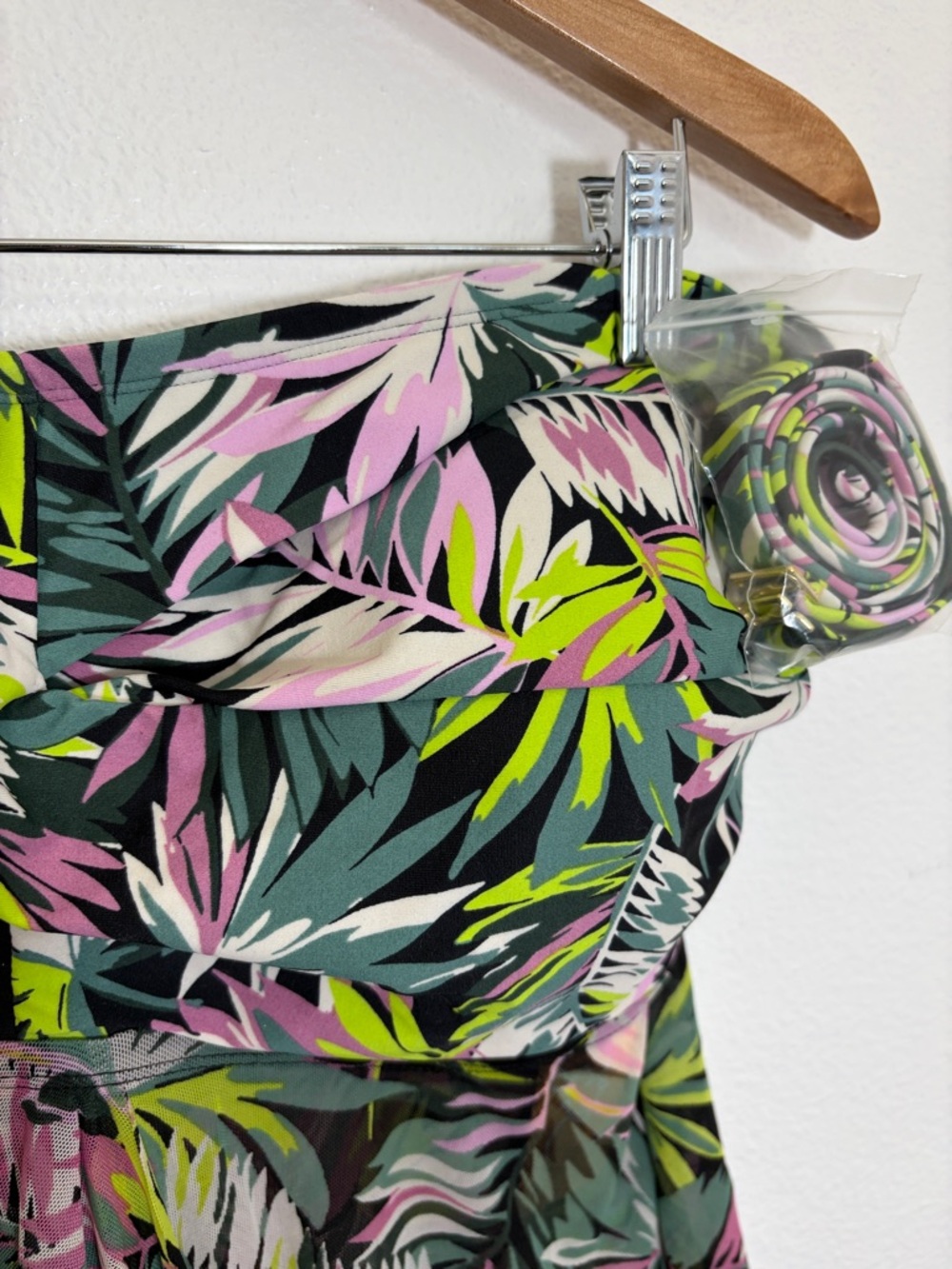 NWT Kona Sol Tropical Leaf Print Plus Size Swim Tankini Top - Picture 3 of 13